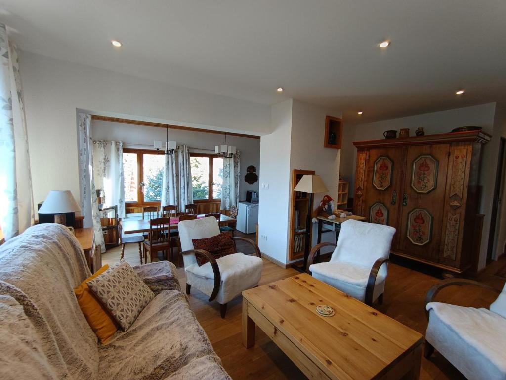 Charmant appartement dans chalet, face aux pistes, 4 chambres, 9 pers. - FR-1-445-219 - 1