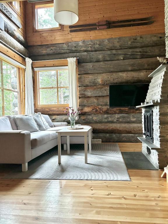 Villa Usva, Ylläsjärvi