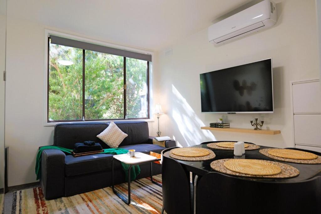 Cozy Hommee In Between CBD & Airport - Free Parking & Self Check-In, Albion