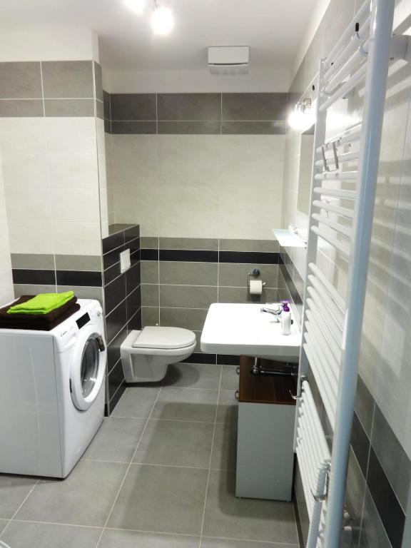 Apartments 4U center + free parking photo