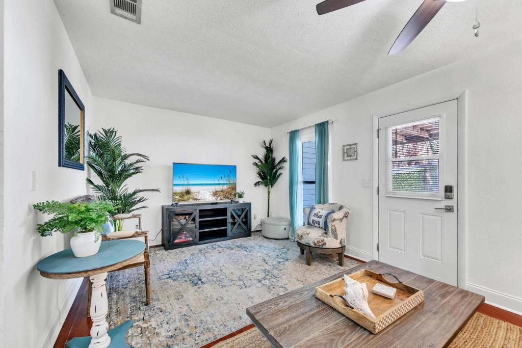 Sandpiper Philosophy, Panama City Beach