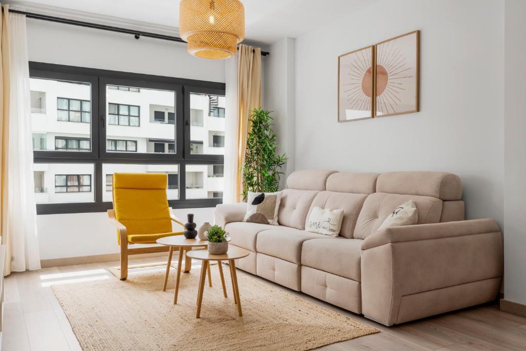 Elegant Apartment near the Beach & Old Town - 2