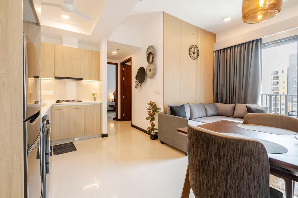 Stylish & Cozy High-Rise Colombo Retreat - SennRise, Kolombo