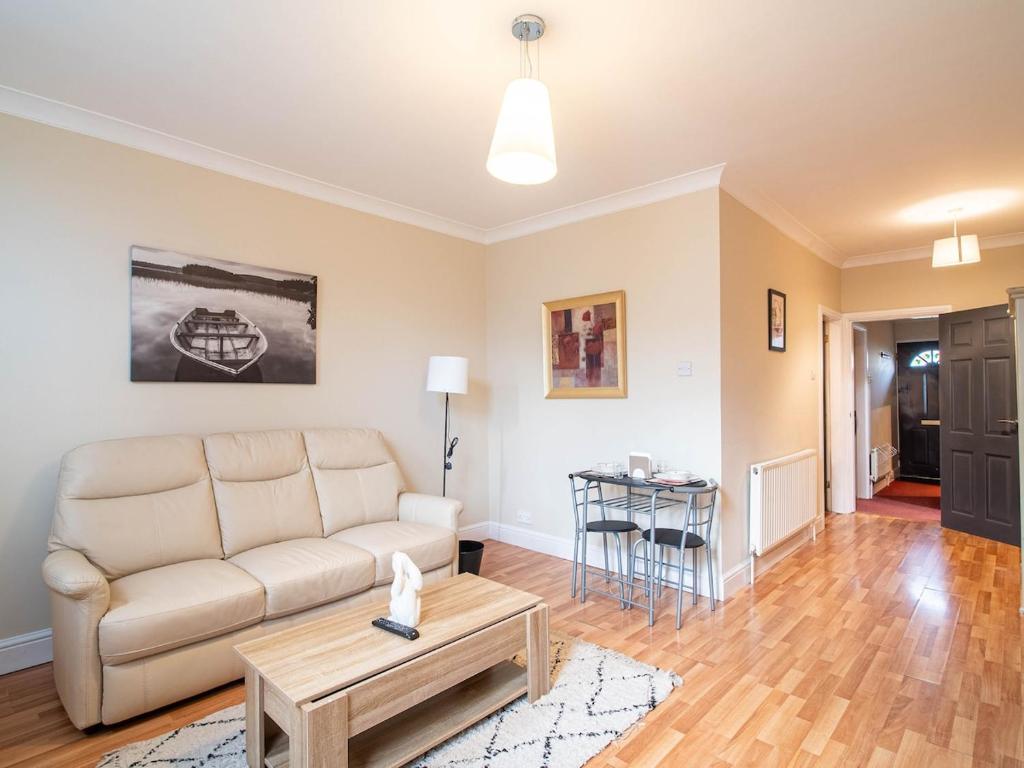 Modern Stylish 1 Bedroom Home