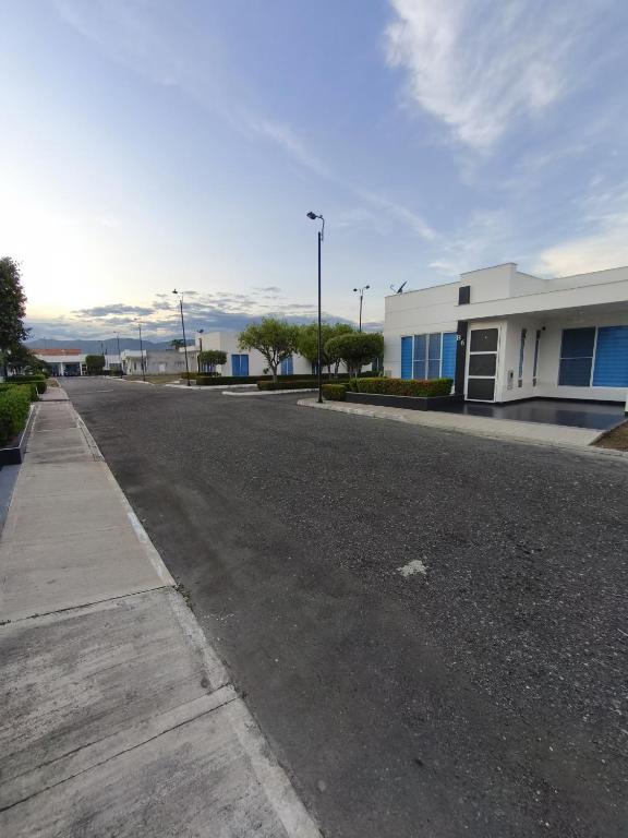 Casa Flandes Tolima Amplia Totalmente Equipada - 2