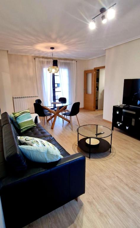 VT Dos Soles, Lardero