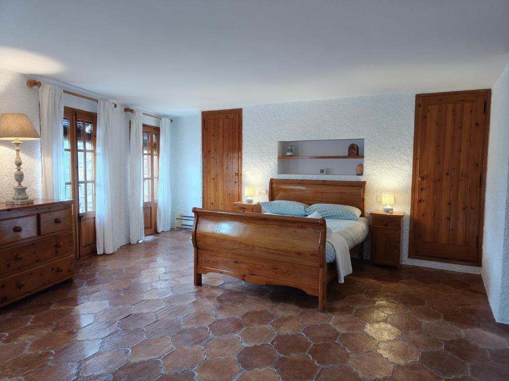 스페인 카탈루냐 알파라 드 칼레스의 Casa rural entera 전경