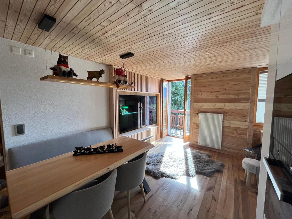 Evolène Panorama- Renovated Apartment with Dent Blanche View 2-4 persons - 1