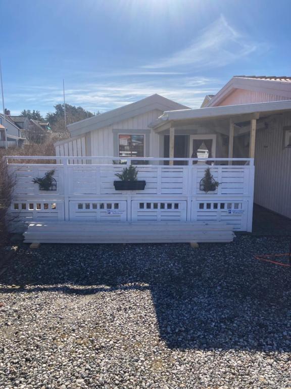 Mysigt och Centralt, Strömstad