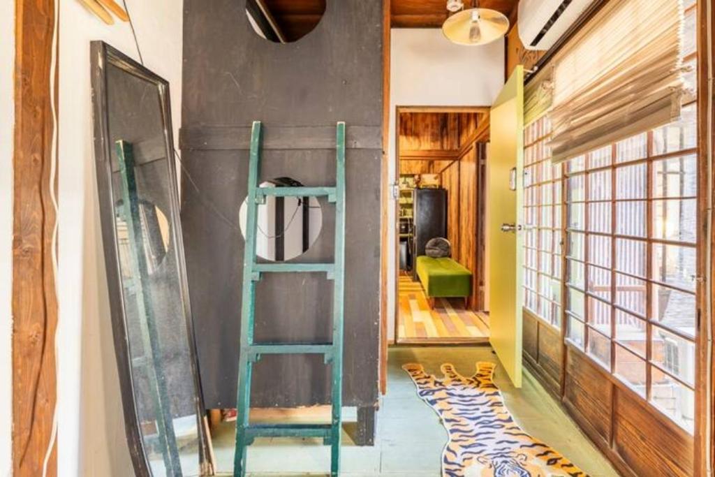 빌라 사크라의 전통 가옥 외관