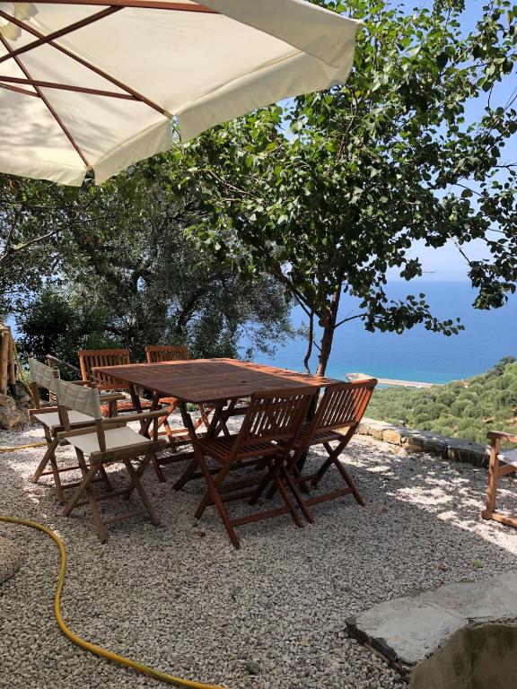 Sea View - Private House with Garden in Pisciotta, Caprioli