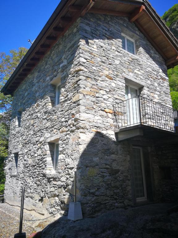 Rustico Nocciolo, Maggia