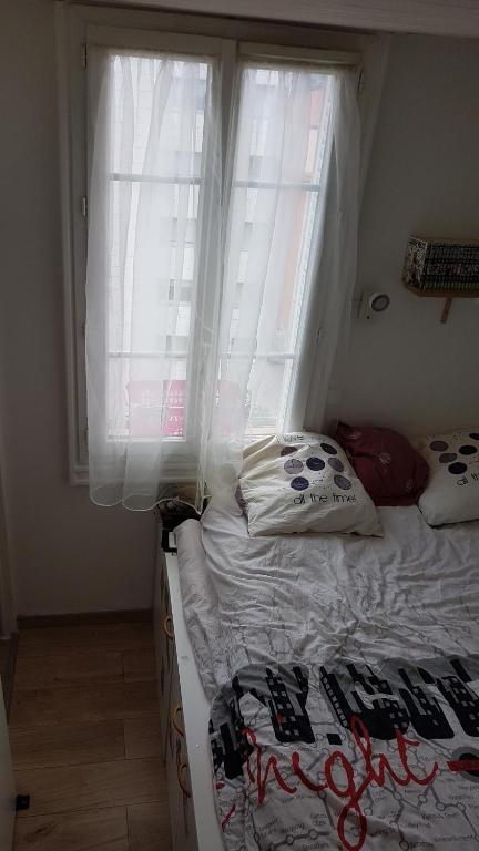 Charming 2-room apartment in Saint Jean d'Angely district - 4