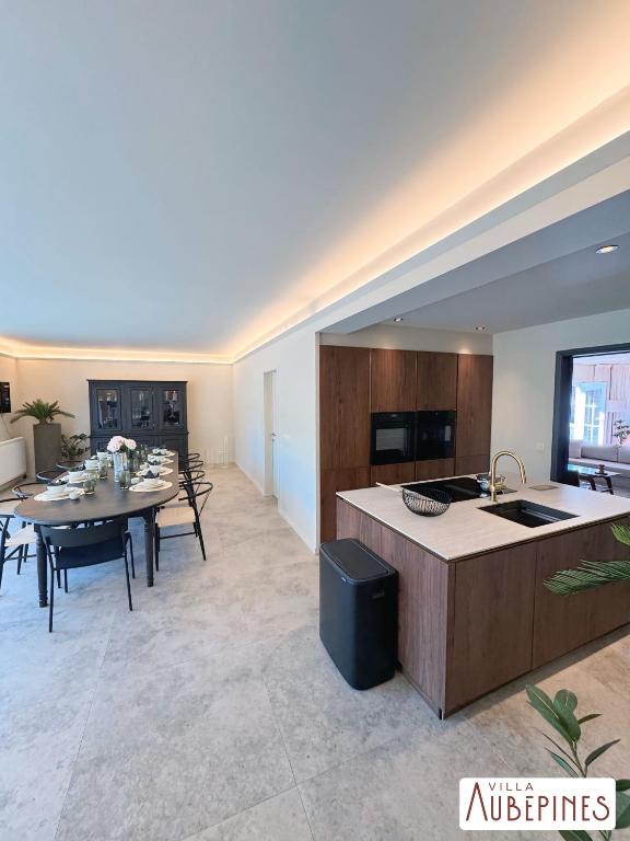 Villa Aubépines, Rochefort