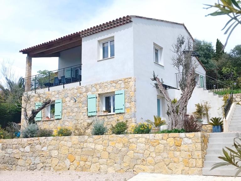 L'Aloha Gîte de charme au cœur de Fayence avec Vue Panoramique, Fayence