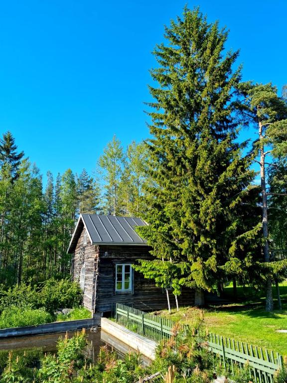 Kodikas hirsimökki - cozy log cottage, Rauma