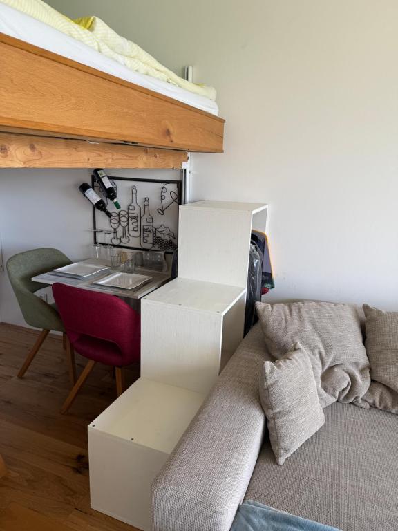 Kuscheln im Hochbett mit Seeblick - 4