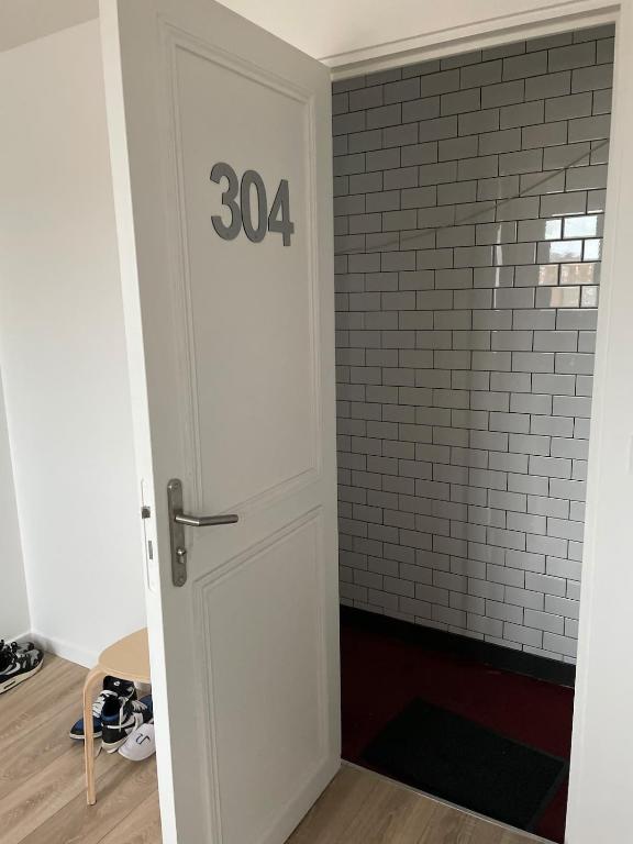 Place Morny, 2 rooms brand new, up to 4 guests - 4