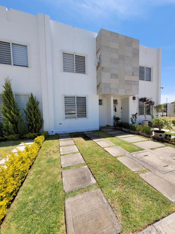 Casa Privada El Marqués Qro - 2