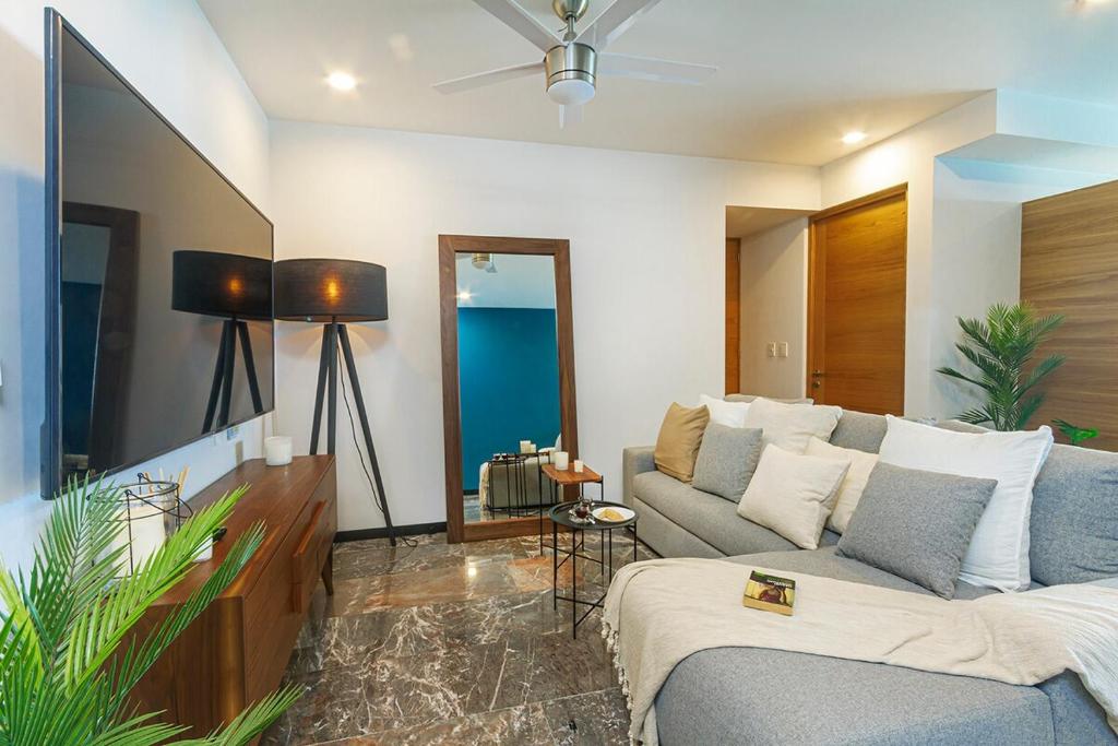 ITB Luxury Apartment on the Beach Near to 5th Ave - 3