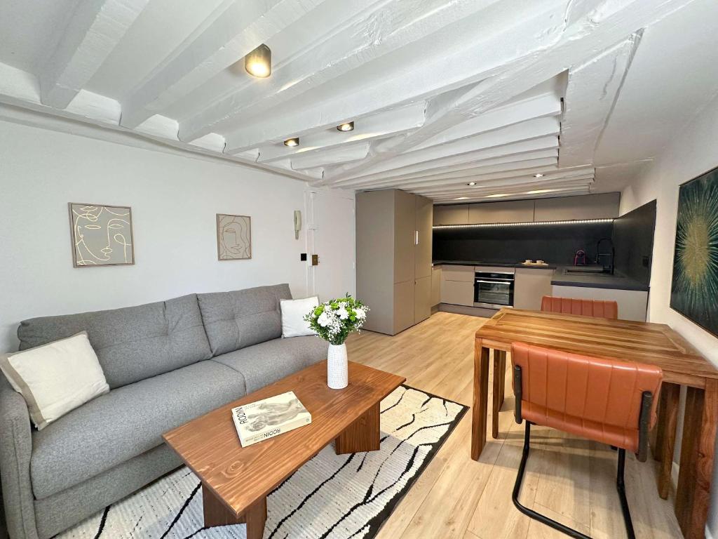 Opera - Premium apartment with lift near Gare de l'Est for 4 - 2