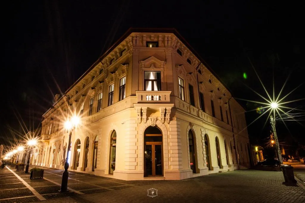Grand Central, hotel in Carei