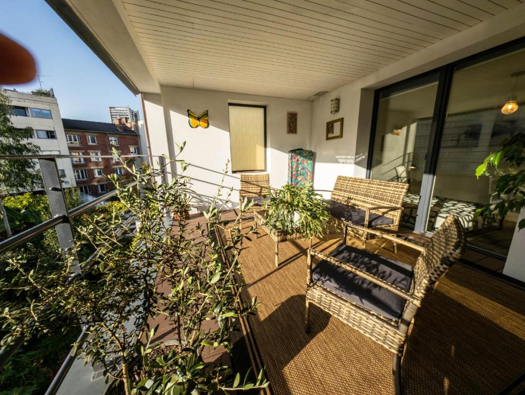 Chambre-Salon avec Terrasse sur Jardin - 4