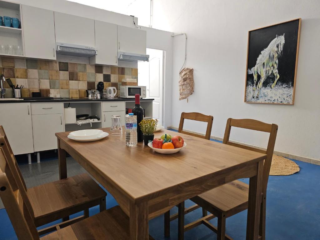 Blue Mango Surf House Center