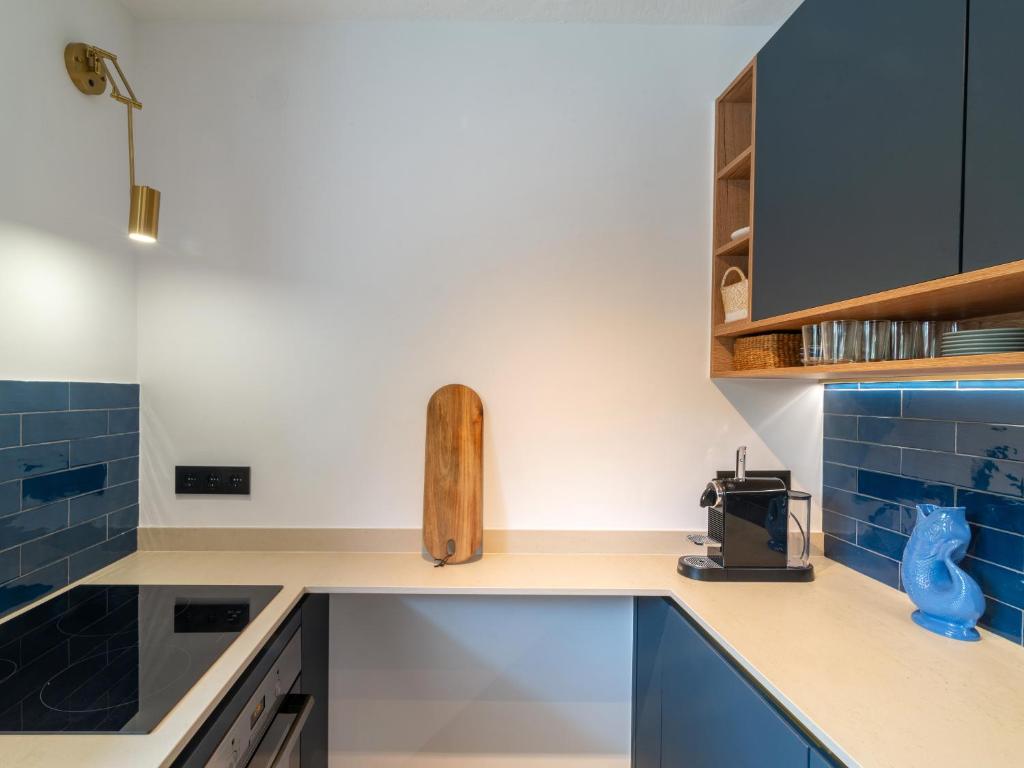 Casa Blava Beach House - 3