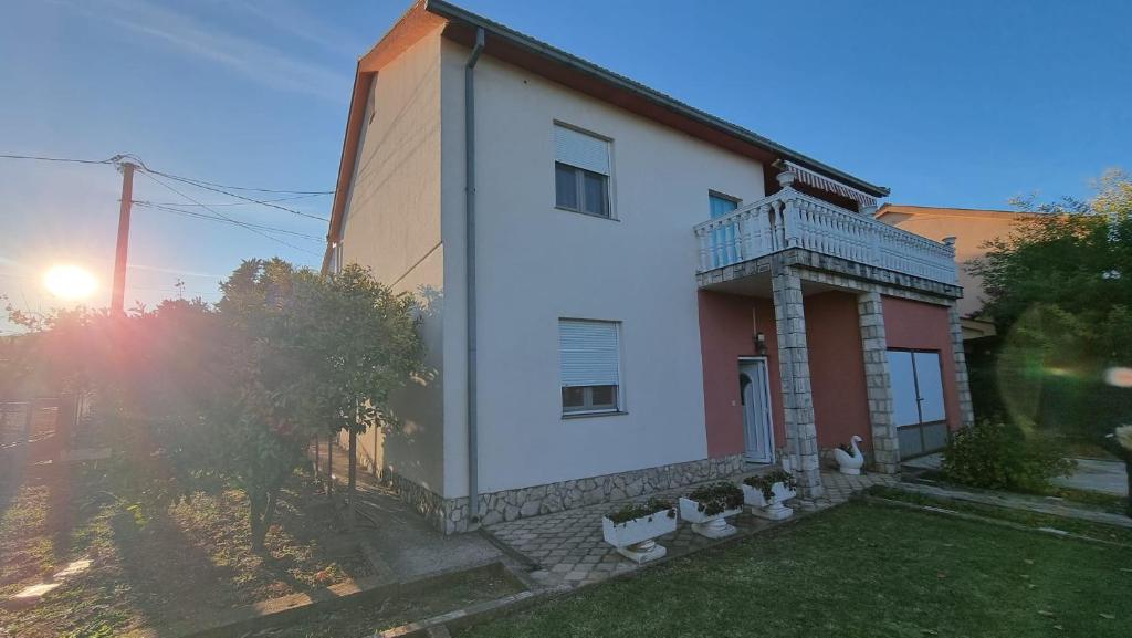 Cvitak home, Čapljina