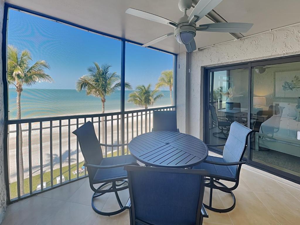 Seaside 307, Fort Myers Beach