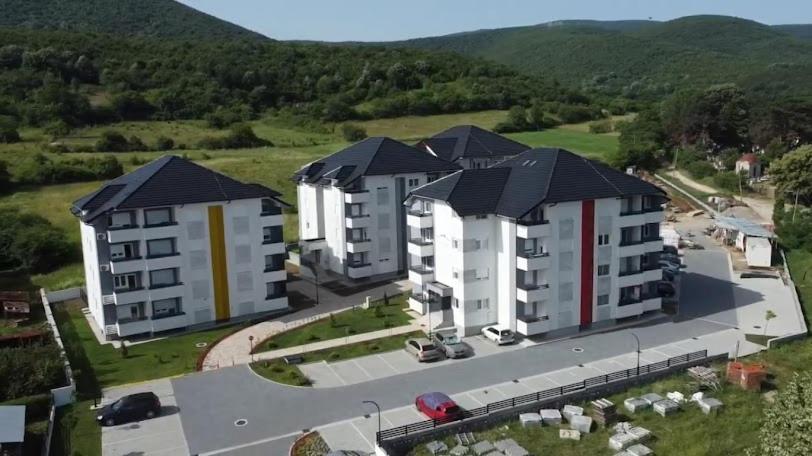COMODO "Green Hill" - 3