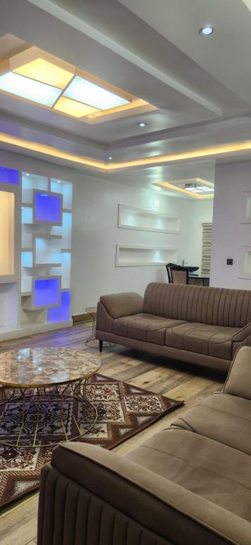 TUT's Place, Sabo Kukwaba