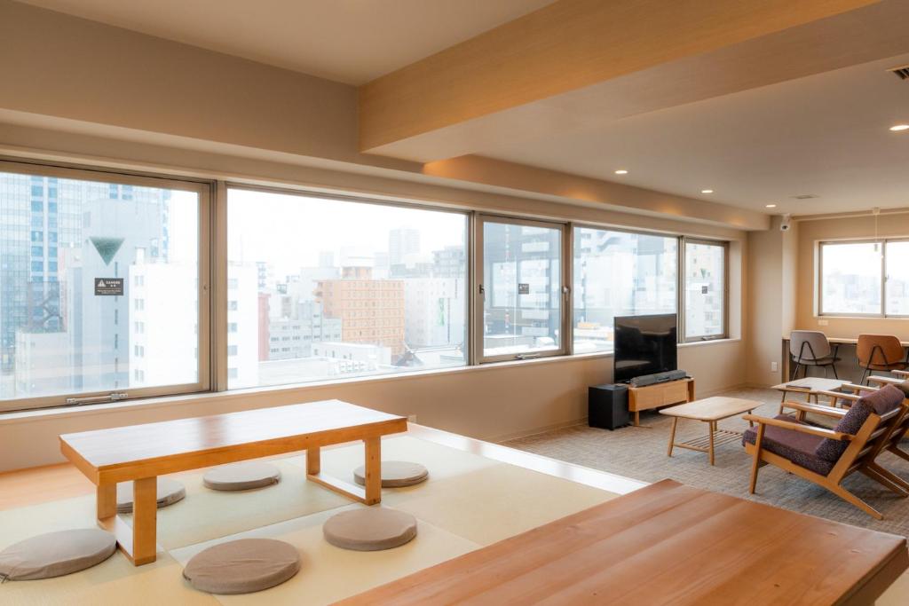 Shared lounge/TV area, GRAND HOSTEL LDK SAPPORO in Sapporo