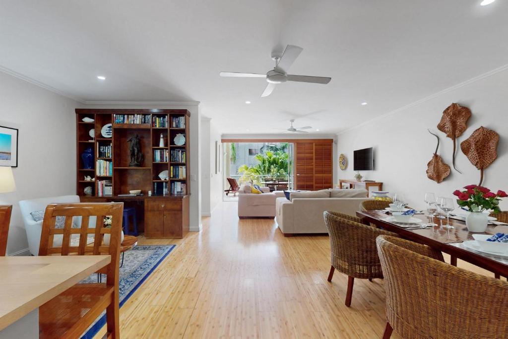 11 Colonial, Noosaville