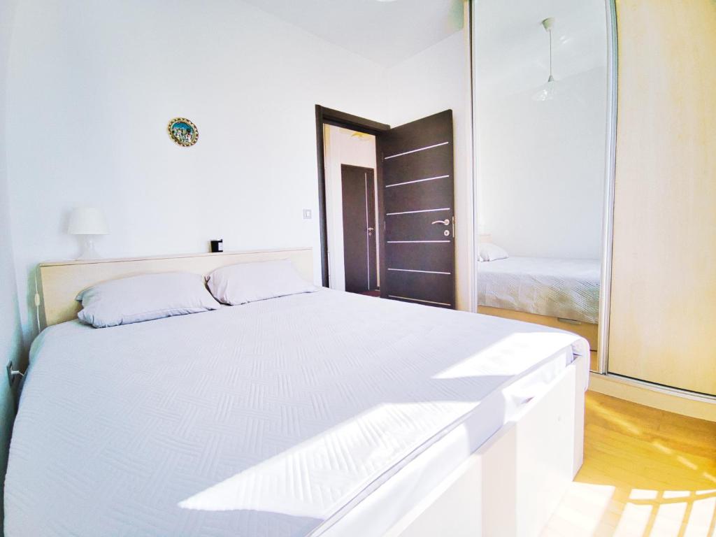 Cozy 1BD apartment 7min to beach - 4