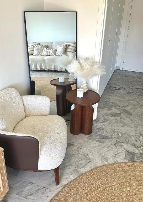 Superbe Studio plein centre de Juan les pins 500m des plages - 4