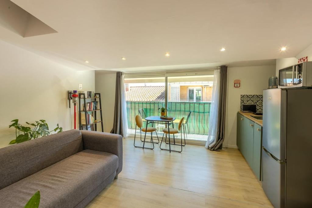 Farigoule Appartement rénové avec balcon - 3
