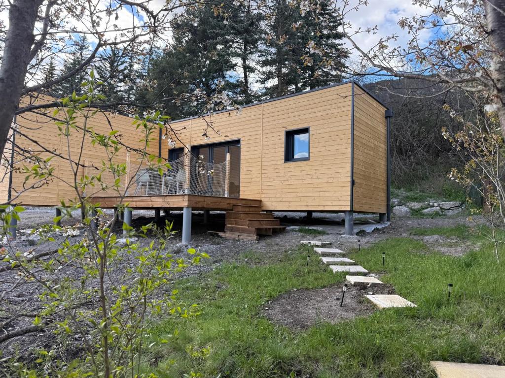 Petit Chalet neuf avec jardin - La montagne Sud - 2