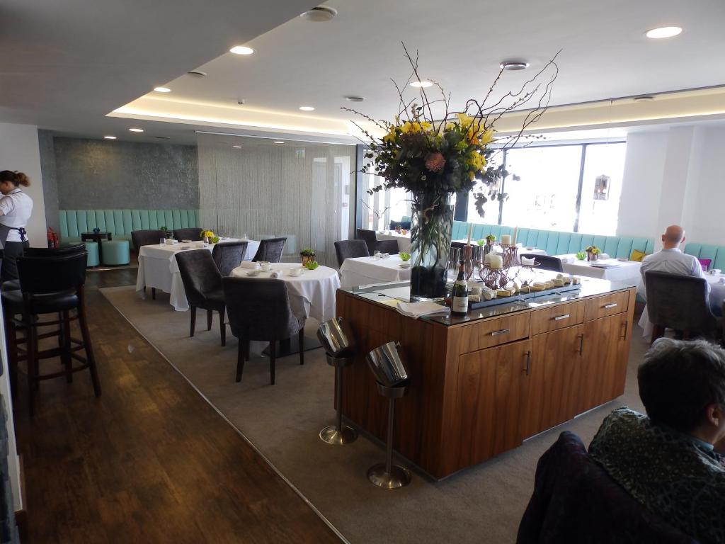 Hotel Restaurant James Sommerin Cardiff Hotel Restaurant James Sommerin Cardiff