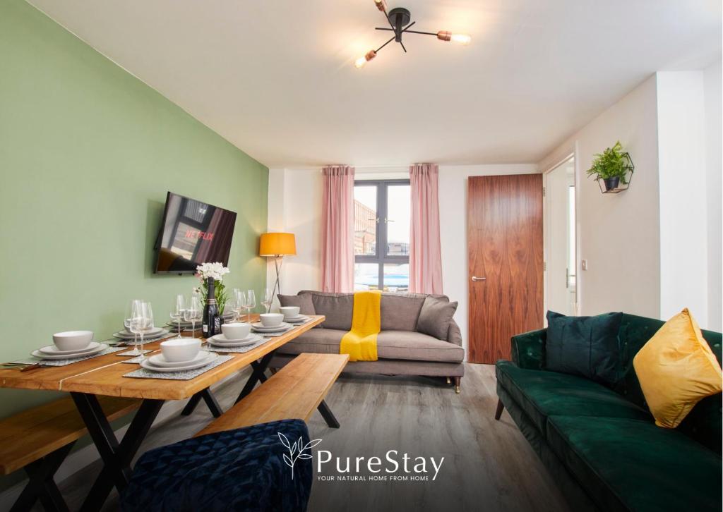 Practical 5-bedroom Manchester House Perfect for Business Stays by PureStay, Manchester