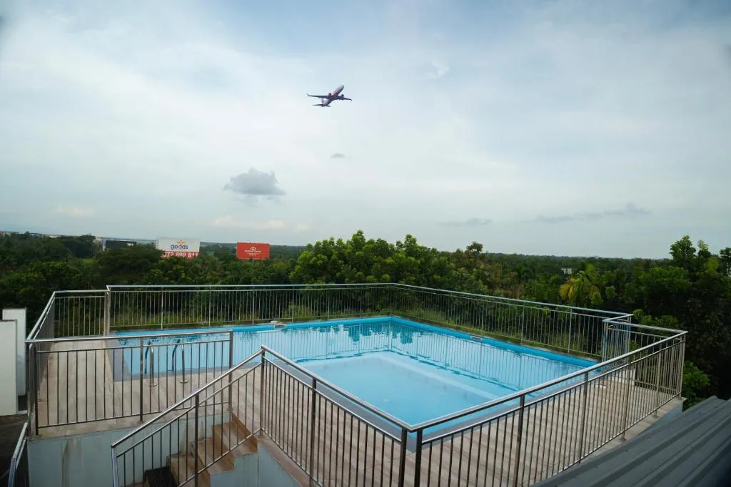 Daffodils Luxury Airport Suites, hotel in Cochin