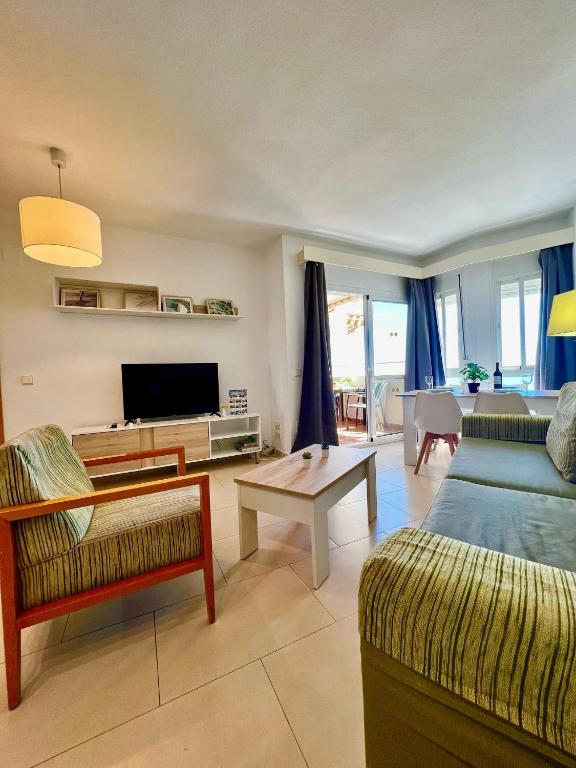 Frontal Sea View Apartment Benalbeach - 5