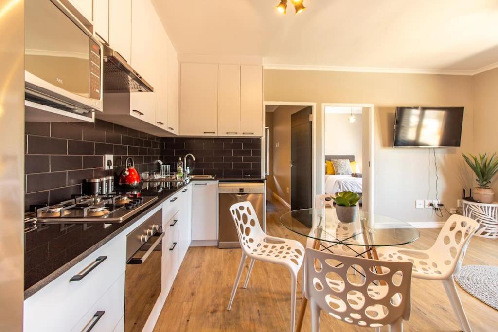 Cape on Porterfield, Cape Town