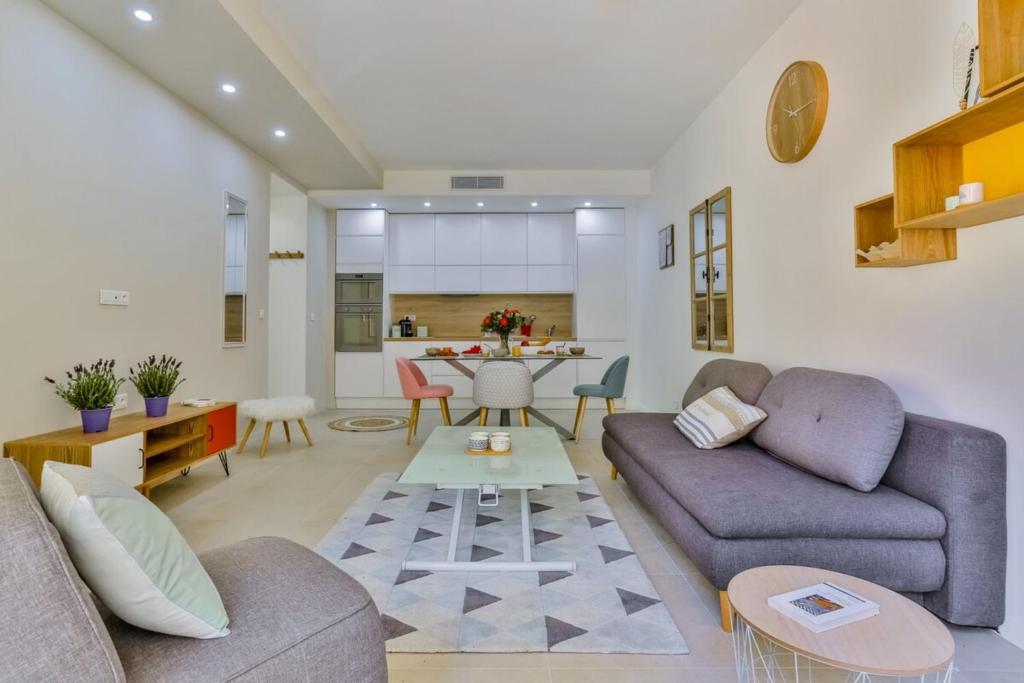 FRANCE 82 TP -1 min from the Sea - Terrace - Parking, Nizza