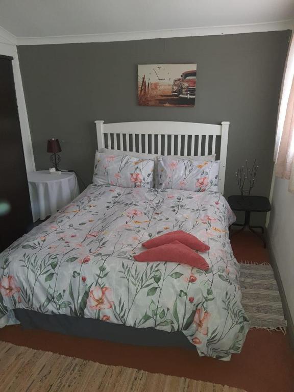 Chalet 6 At Cynthias Country, Hartbeespoort