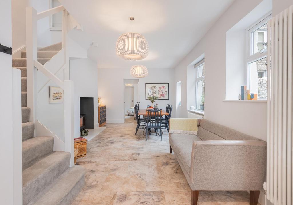 Sundial Place, Kendal