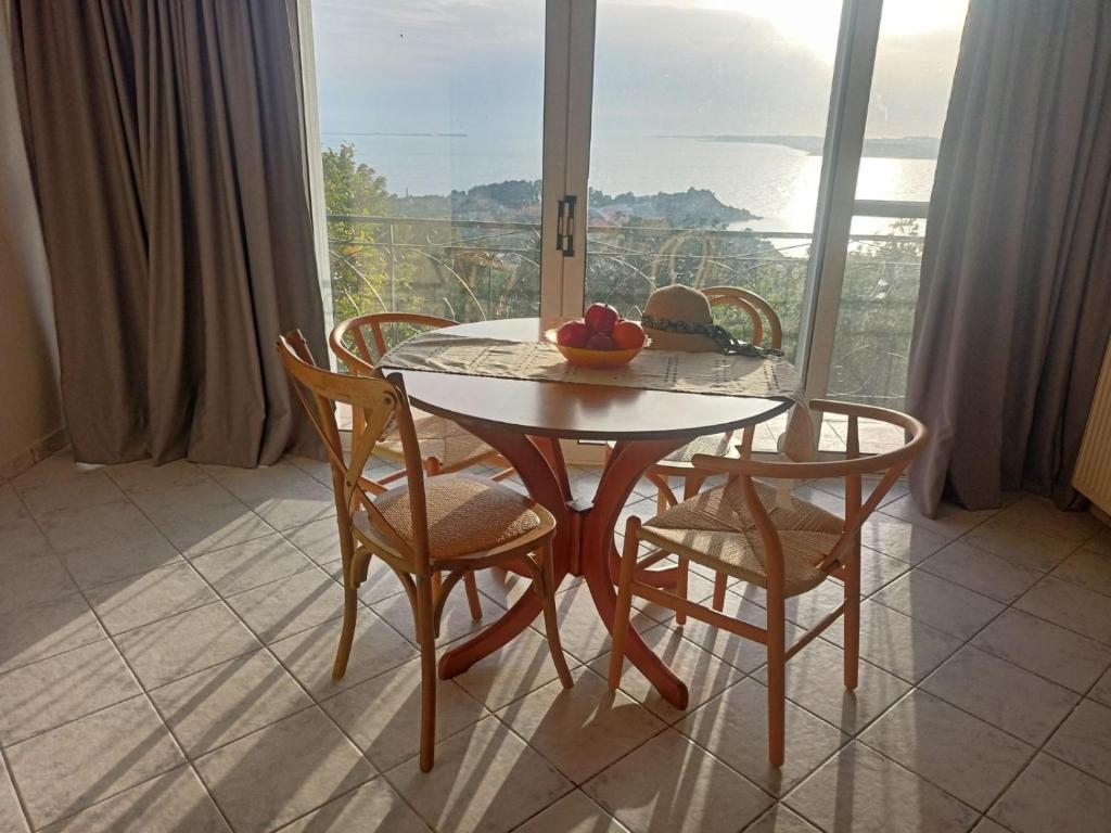 Mariana's place, Argostoli