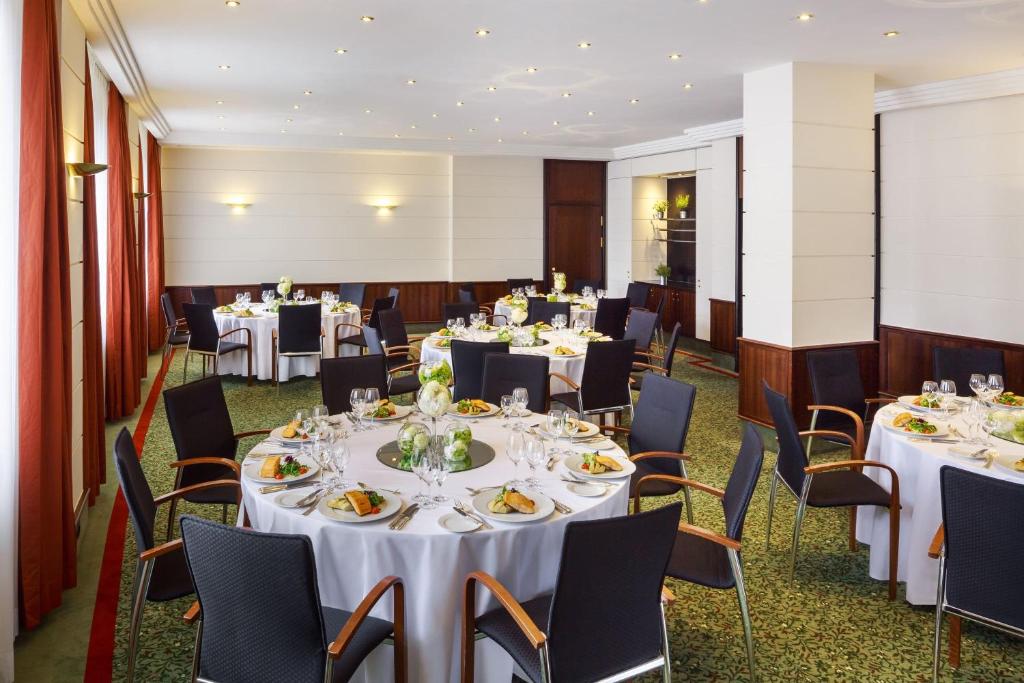 Tárgyalóterem/bálterem