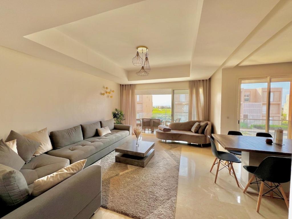 The Stopover with Pools and Beach Access in Taghazout Bay, Tamraght Ouzdar